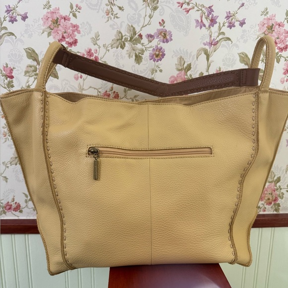 The Sak Tan Leather Tote Bag - Picture 6 of 9